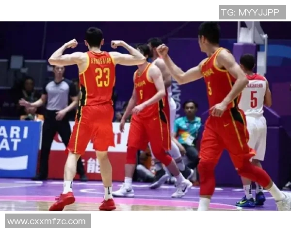 足球明星与中国篮球明星的辉煌成就与影响力对比分析 足球明星与中国篮球明星的辉煌成就与影响力对比分析