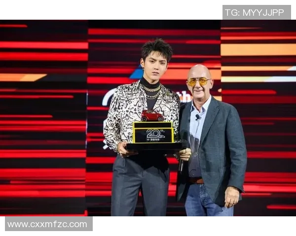 足球明星换镜高清图片展示引领潮流瞬间尽显魅力与风采