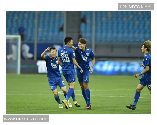 上海羽毛球队以95分稳居冠军赛积分榜首位展现强劲实力 上海羽毛球队以95分稳居冠军赛积分榜首位展现强劲实力