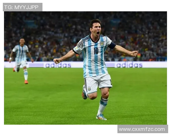 其他足球明星纷纷加盟中国联赛引发热潮与关注